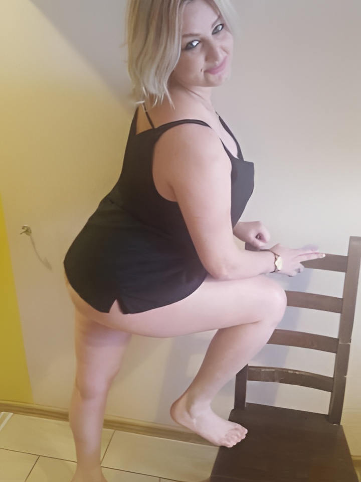 Илона привлекальеная девушка из Заполярного цена от 2000 руб