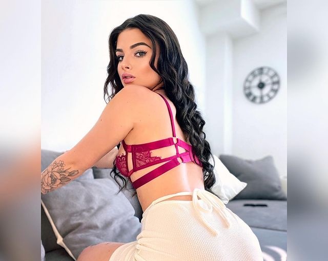 Катерина привлекальеная девушка из Заполярного цена от 8000 руб